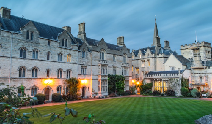 Pembroke College building